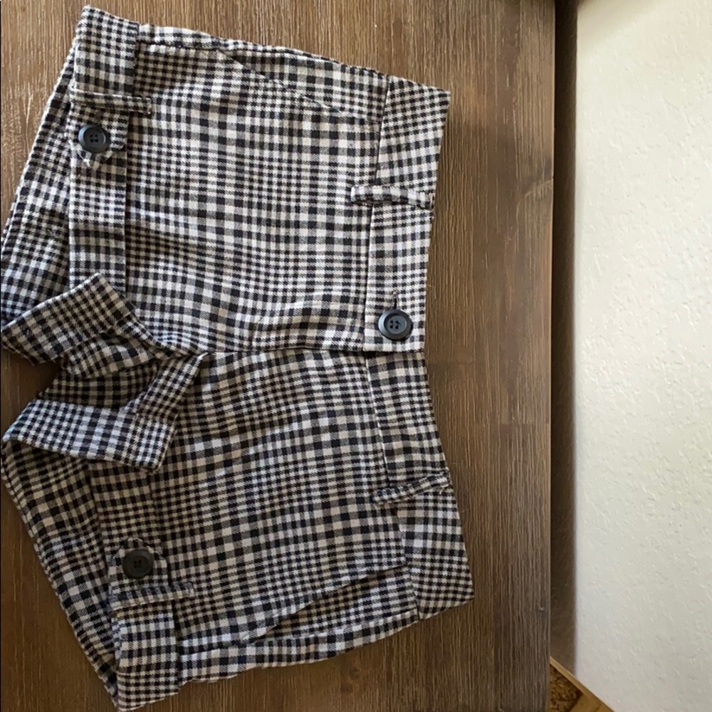 Plaid short